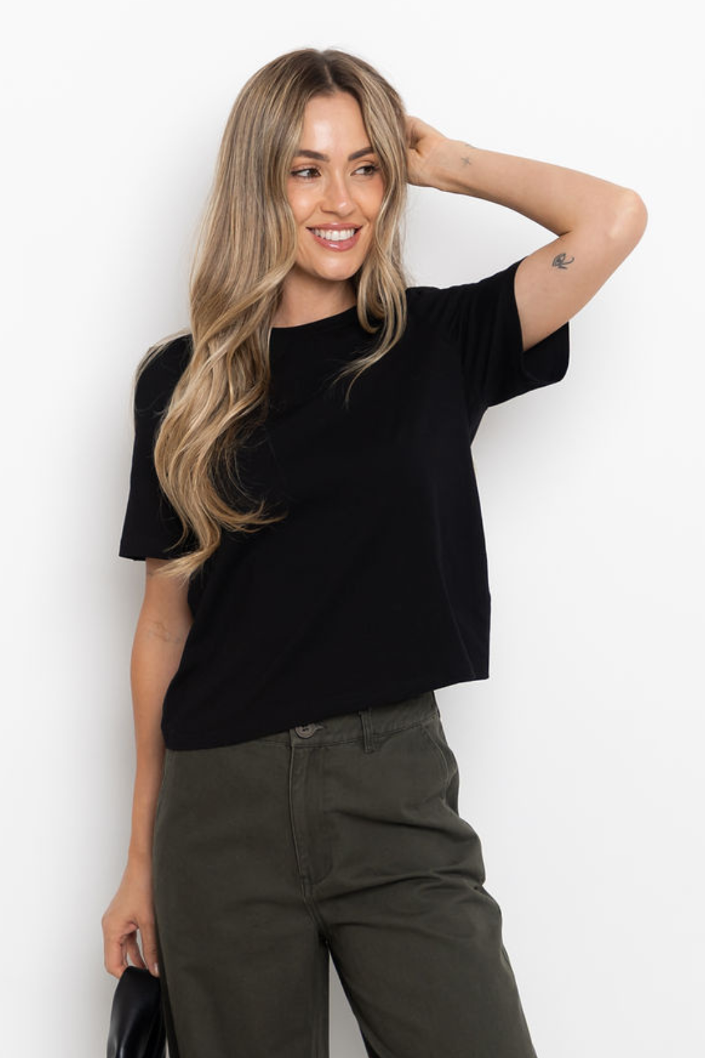 Baylee Basic Tee - Black